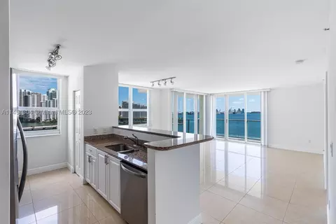 1155 Brickell Bay Dr #1110, Miami, FL 33131