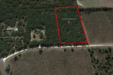 233 NE Calabazilla Trl Lee, Other City - In The State Of Florida, FL 32059