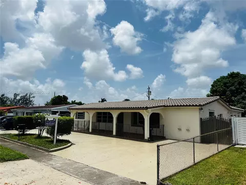 1380 W 5th Ct, Hialeah, FL 33010 photo 2