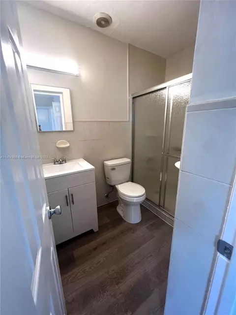 1380 W 5th Ct, Hialeah, FL 33010 photo 19