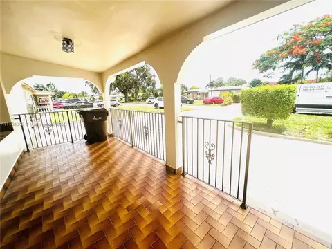 1380 W 5th Ct, Hialeah, FL 33010 photo 6