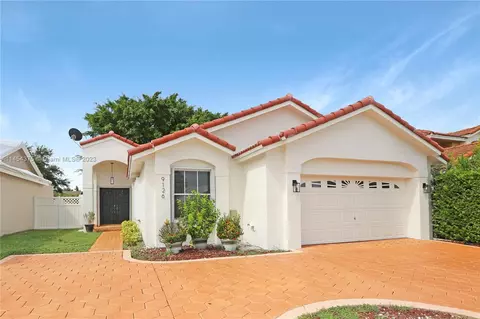 9126 SW 143rd Ave, Miami, FL 33186