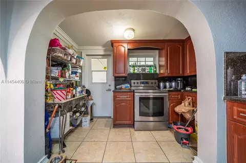 Other - 925 E 29th St, Hialeah, FL 33013 photo 6 of 13