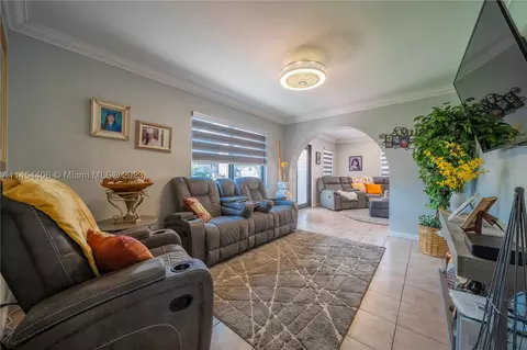 Other - 925 E 29th St, Hialeah, FL 33013 photo 3 of 13