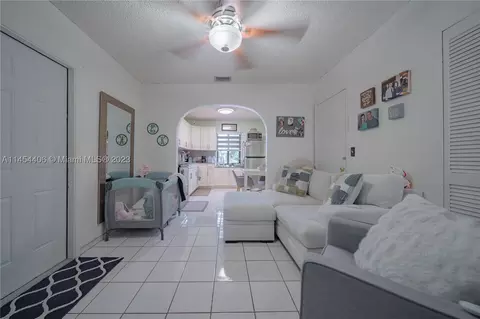 Other - 925 E 29th St, Hialeah, FL 33013 photo 10 of 13