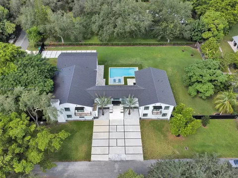 11530 SW 84th Ave, Miami, FL 33156