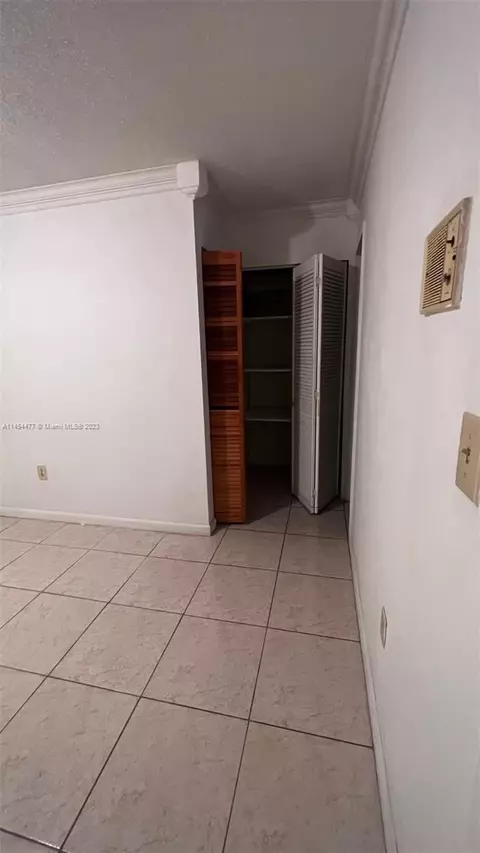 Undisclosed, Hialeah, FL 33012 photo 21