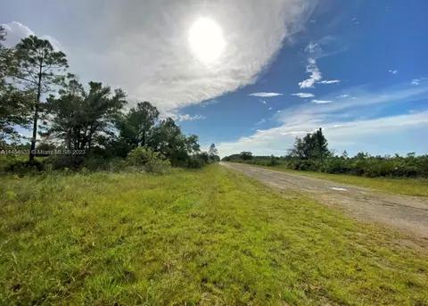 Alba Dr Indian Lake Estates, Other City - In The State Of Florida, FL 33855