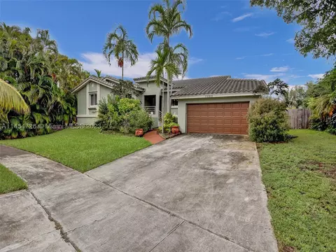 19801 SW 79th Ave, Cutler Bay, FL 33189