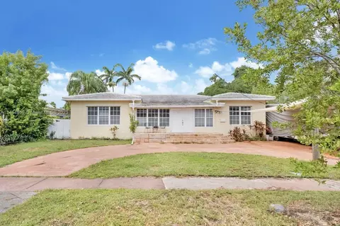 4534 Adams Ave, Miami Beach, FL 33140