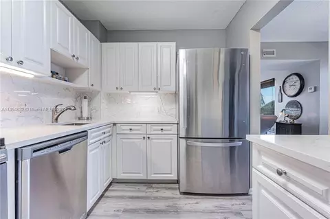 1625 SE 10th Ave #402, Fort Lauderdale, FL 33316