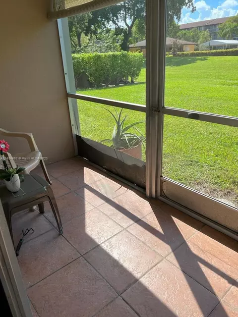 13250 SW 7th Ct #110L, Pembroke Pines, FL 33027