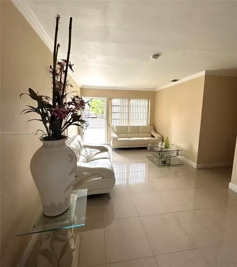 20 E 60th St, Hialeah, FL 33013 photo 9