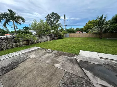 20 E 60th St, Hialeah, FL 33013 photo 13