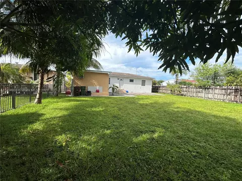 20 E 60th St, Hialeah, FL 33013 photo 14