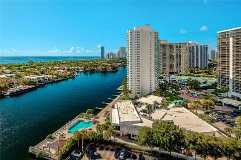 20515 E Country Club Dr #2048, Aventura, FL 33180