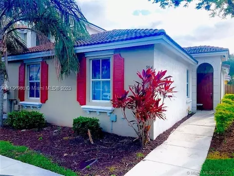 986 NE 42nd Pl, Homestead, FL 33033