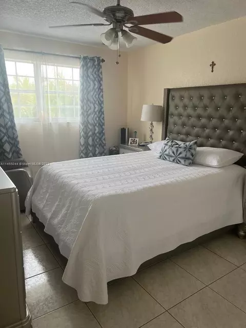 6870 W 2nd Ln #6870, Hialeah, FL 33014 photo 36