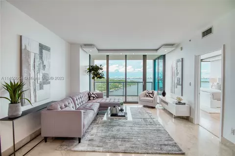 601 NE 36th St #1809, Miami, FL 33137