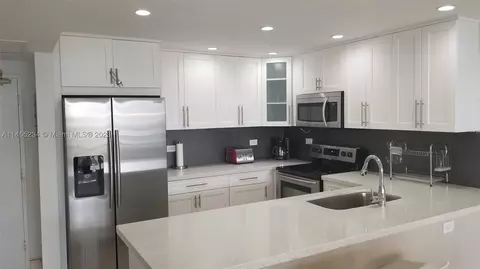 Undisclosed, Miami Beach, FL 33140