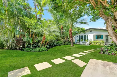 1310 Lenox Ave, Miami Beach, FL 33139