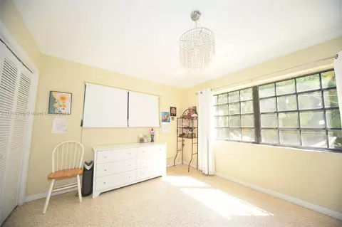 165 Hampton Ln, Key Biscayne, FL 33149 photo 10