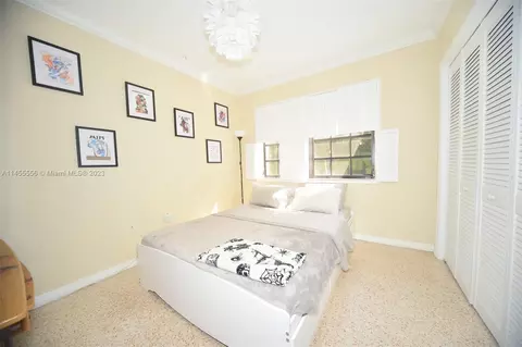 165 Hampton Ln, Key Biscayne, FL 33149 photo 11
