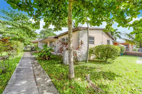 1465 NE 118th Ter, Miami, FL 33161
