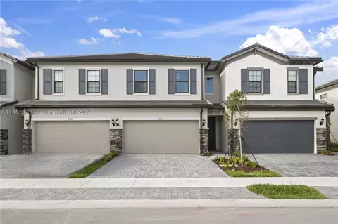 2181 S Appleton Cir S, Oakland Park, FL 33309