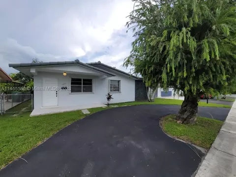 10400 SW 24th St, Miami, FL 33165