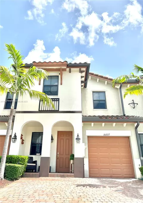 10227 NW 89th Ter #0, Doral, FL 33178