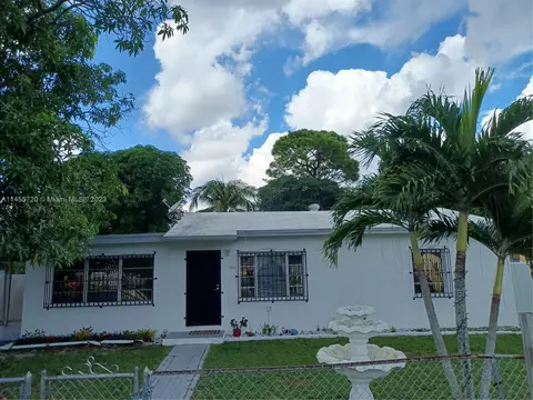 1011 Rutland St, Opa Locka, FL 33054