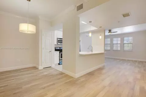 533 NE 3rd Ave #122, Fort Lauderdale, FL 33301