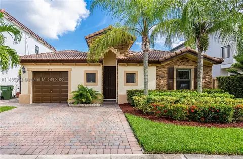 643 SE 37th Pl, Homestead, FL 33033