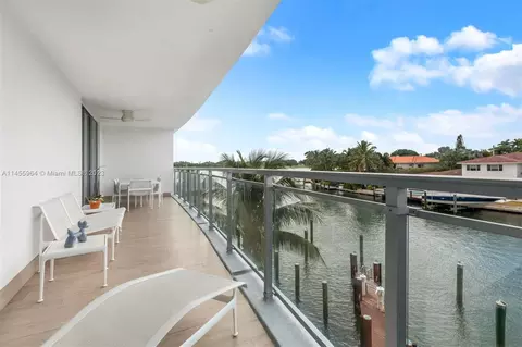 9400 W Bay Harbor Dr #303, Bay Harbor Islands, FL 33154