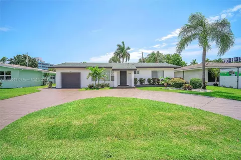 3374 NE 19th Ave, Oakland Park, FL 33306