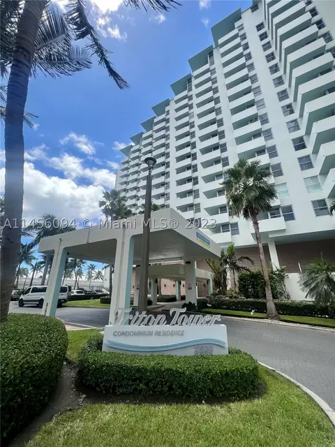 2899 Collins Ave #1212, Miami Beach, FL 33140