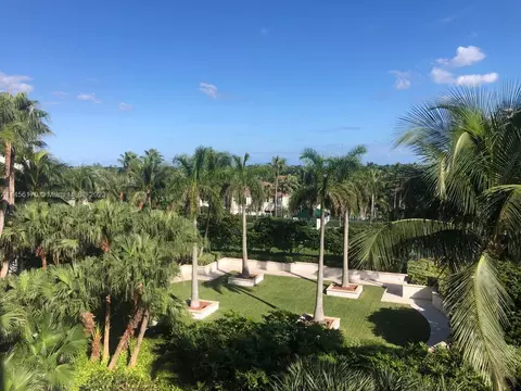 19955 NE 38 Ct #702, Aventura, FL 33180
