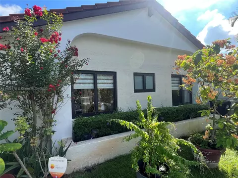 6419 SW 134th Pl, Miami, FL 33183