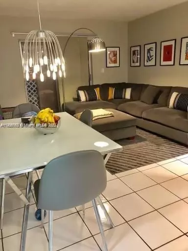 440 E 23rd St #1504, Hialeah, FL 33013 photo 6