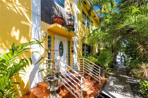 1310 15th St #4, Miami Beach, FL 33139