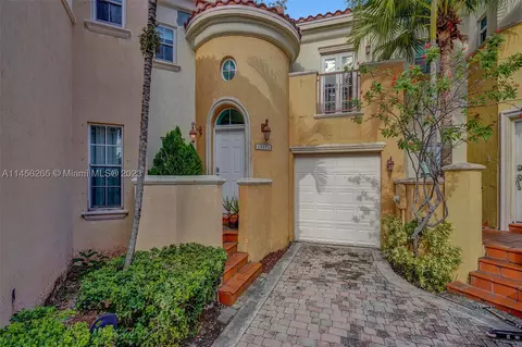 18475 NE 30th Ct #18475, Aventura, FL 33160