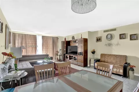 1770 NE 191 St #710-1, North Miami Beach, FL 33179