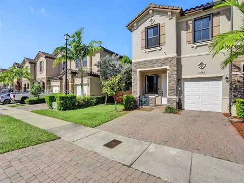 25142 SW 115th Ave, Homestead, FL 33032