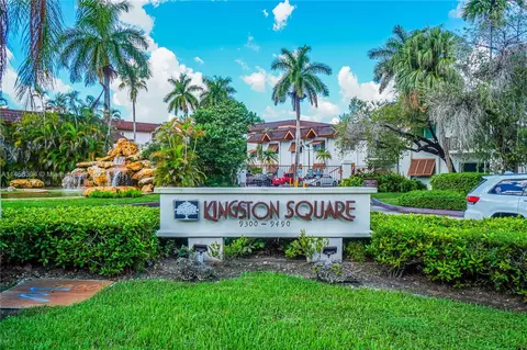 9392 SW 77th Ave #E4, Miami, FL 33156
