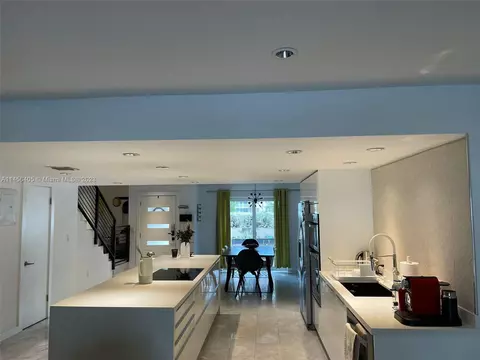 3823 NE 170th St #B2, North Miami Beach, FL 33160