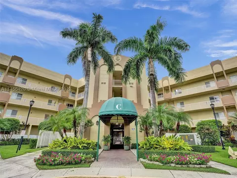 7635 Southampton Ter #210, Tamarac, FL 33321