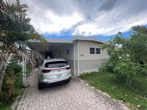 2897 Lakeshore Dr, Fort Lauderdale, FL 33312