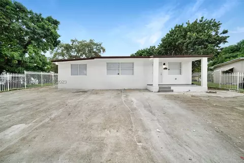 6404 Meade St, Hollywood, FL 33024