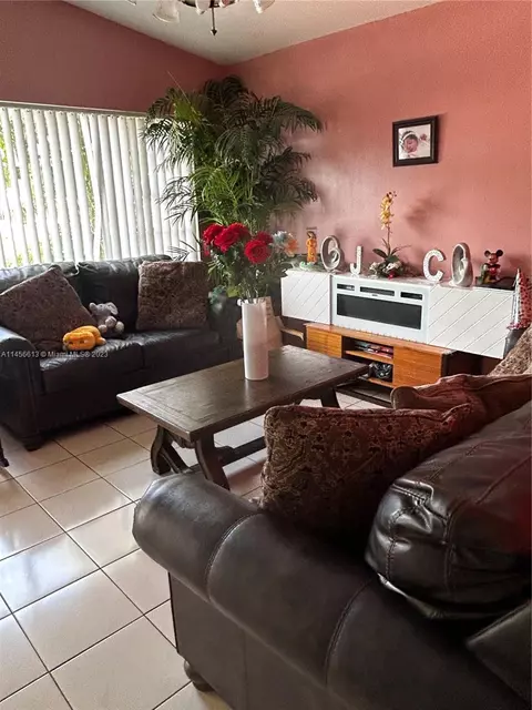 7004 W 30th Ave, Hialeah, FL 33018 photo 2